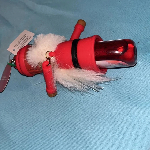 🆕 Bath & Body Works Nutcracker Anti-Bacterial Holder and Gingham Love Sanitizer - Picture 7 of 9